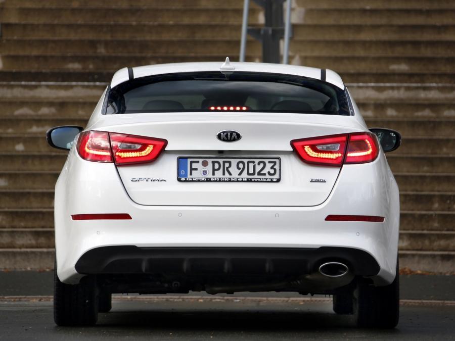  Kia Optima 2013 года  (EU) (фото 13 из 15)
